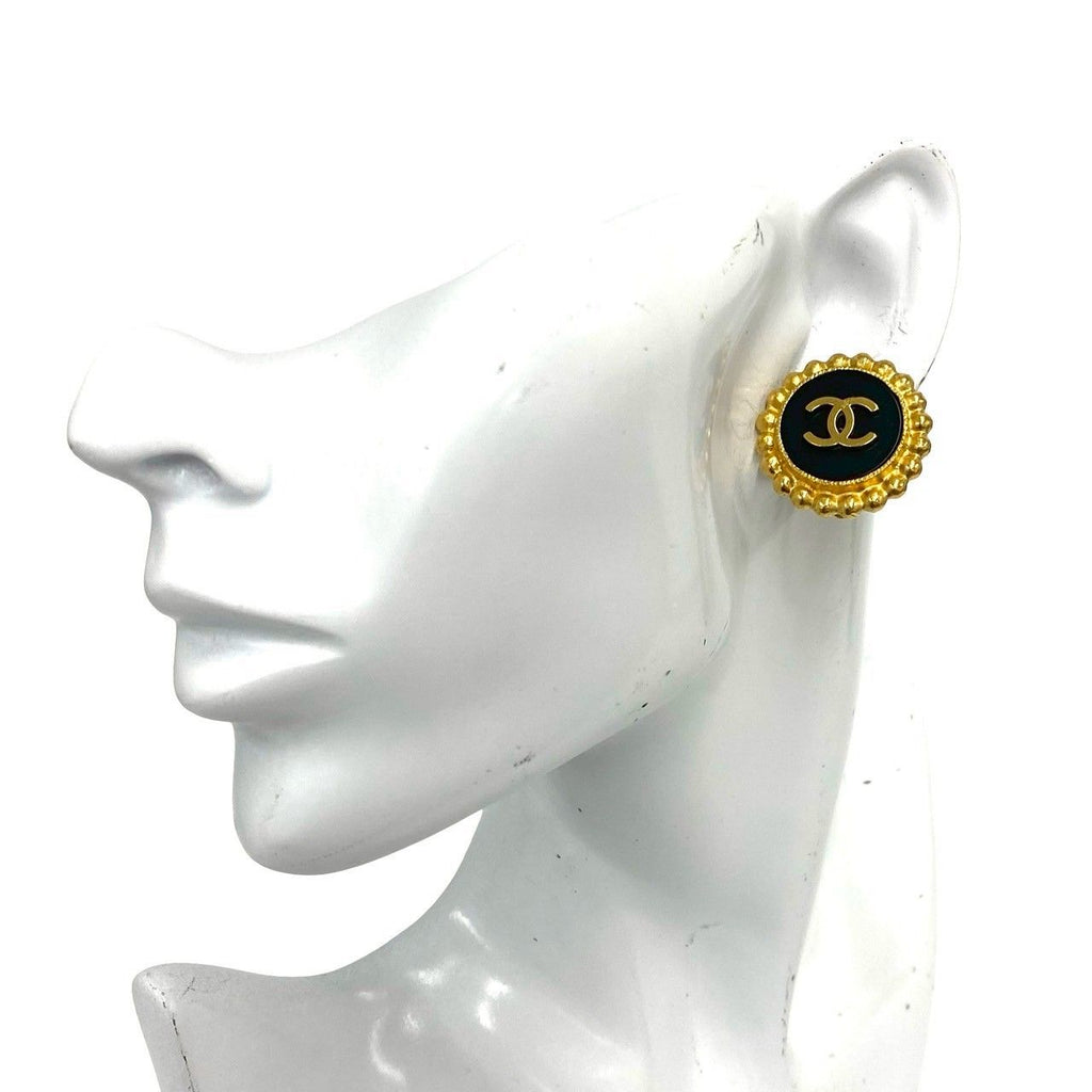 Chanel With Rice Vintage CC Logo Earrings Gold Black — view 2
