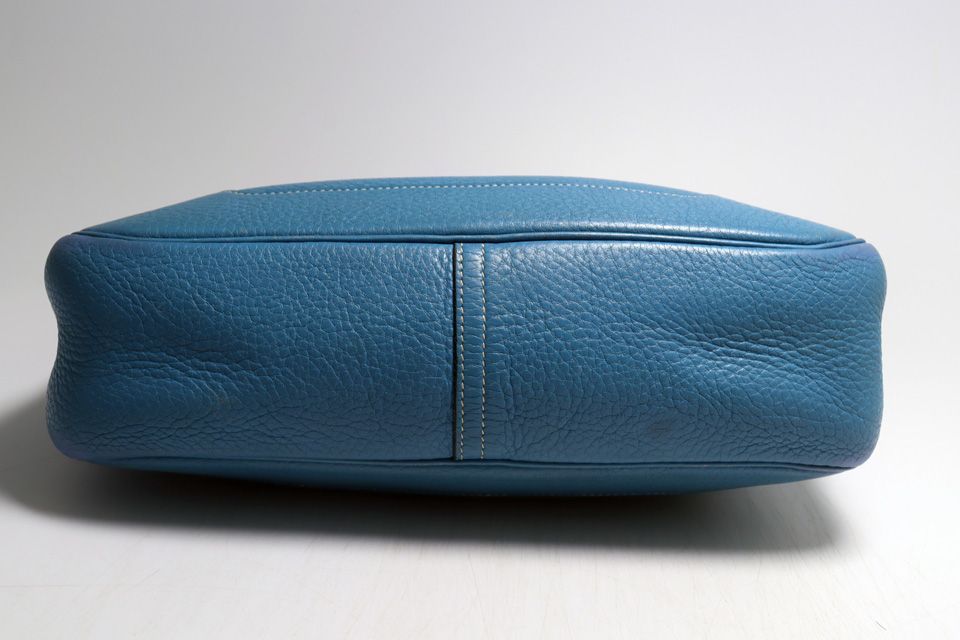 Hermes Trim 31 Leather Shoulder — view 3