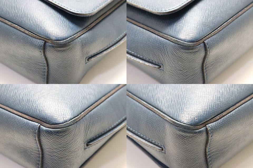 Louis Vuitton Taiga Roman PM Leather Shoulder — view 4