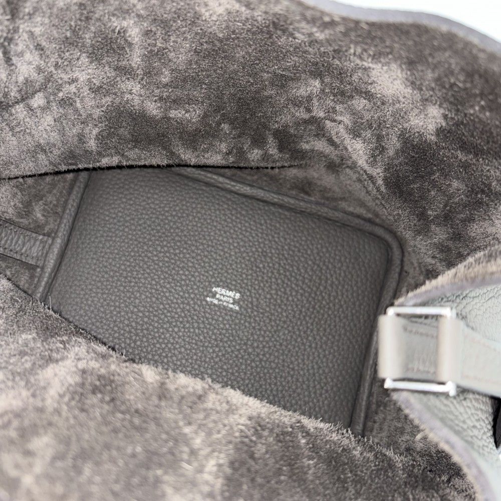 Hermes Handbag Picotin Lock PM Taurillon Clemence Gray Silver — view 4