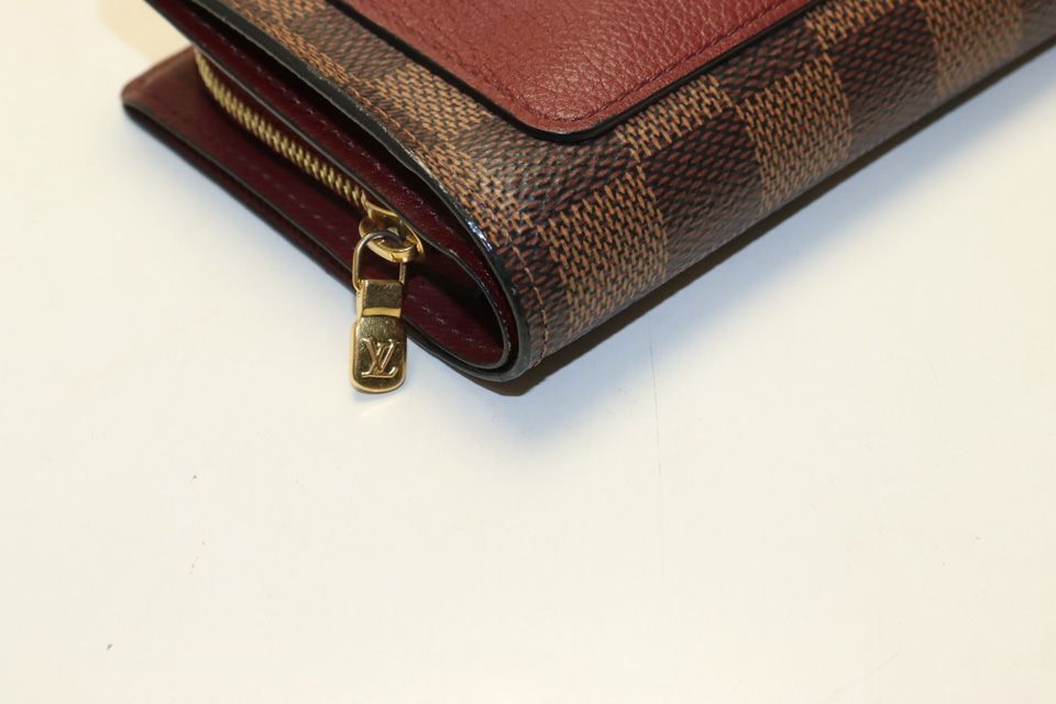 Louis Vuitton Damier Portefeuille Juliette Leather Bifold Wallet — view 6