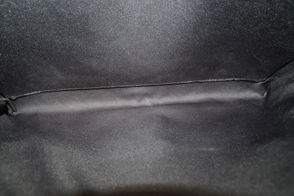 Louis Vuitton Monogram Pochette Solar — view 5