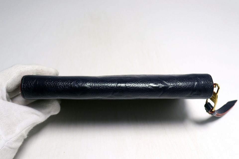 Louis Vuitton Monogram Empreinte Zippy Wallet Leather — view 3