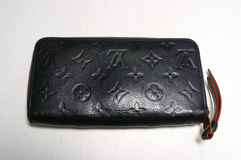 Louis Vuitton Monogram Empreinte Zippy Wallet Leather — view 2