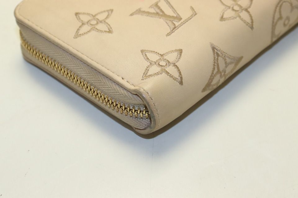 Louis Vuitton Monogram Broderie Zippy Wallet Leather — view 9