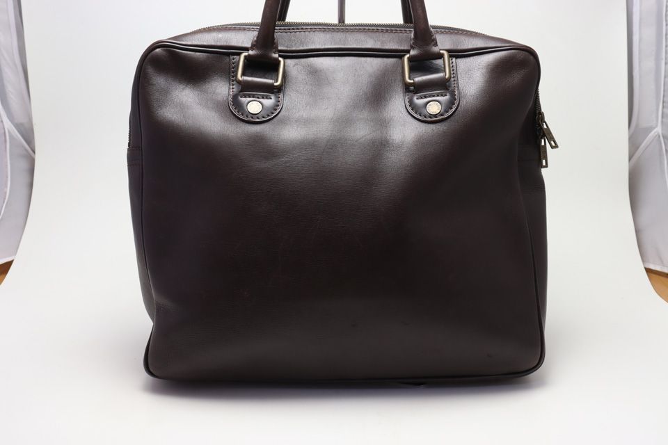 Louis Vuitton Utah Leather Business Briefcase — view 2
