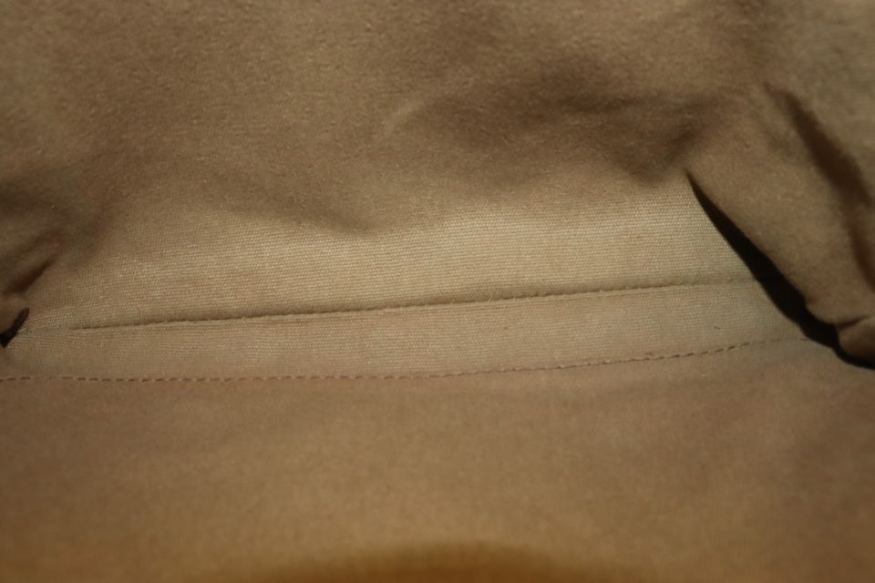 Louis Vuitton Utah Sac Plat Leather Shoulder Bag Bali — view 6