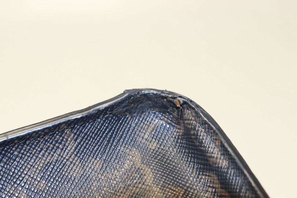 Celine Triomphe Vertical Cover Leather Tote — view 7