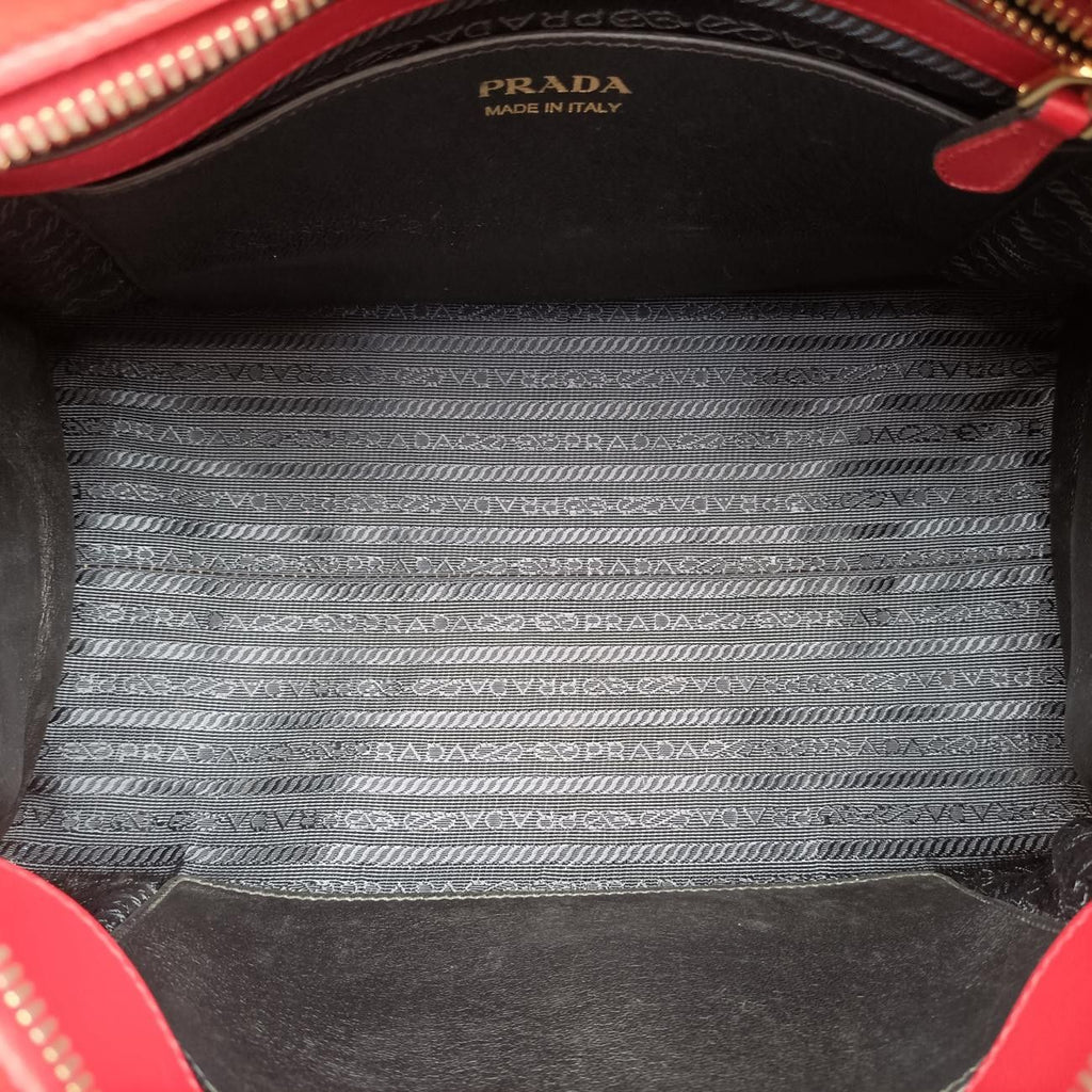 Prada Esplanade Red Saffiano Leather Handbag — view 9