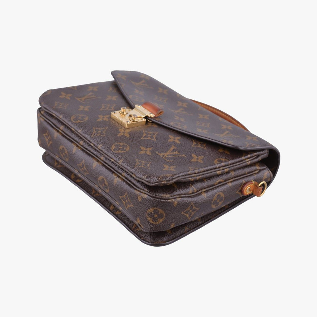 Louis Vuitton Pochette Metis MM Monogram Brown Canvas Handbag — view 4