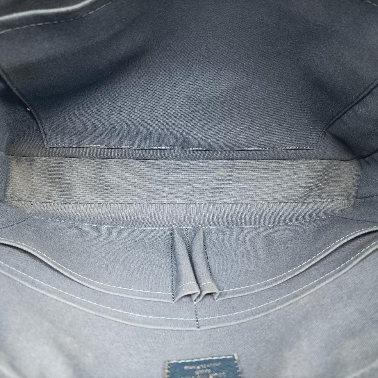 Louis Vuitton Porto Document Man Business MM Ocean Taiga Handbag — view 9