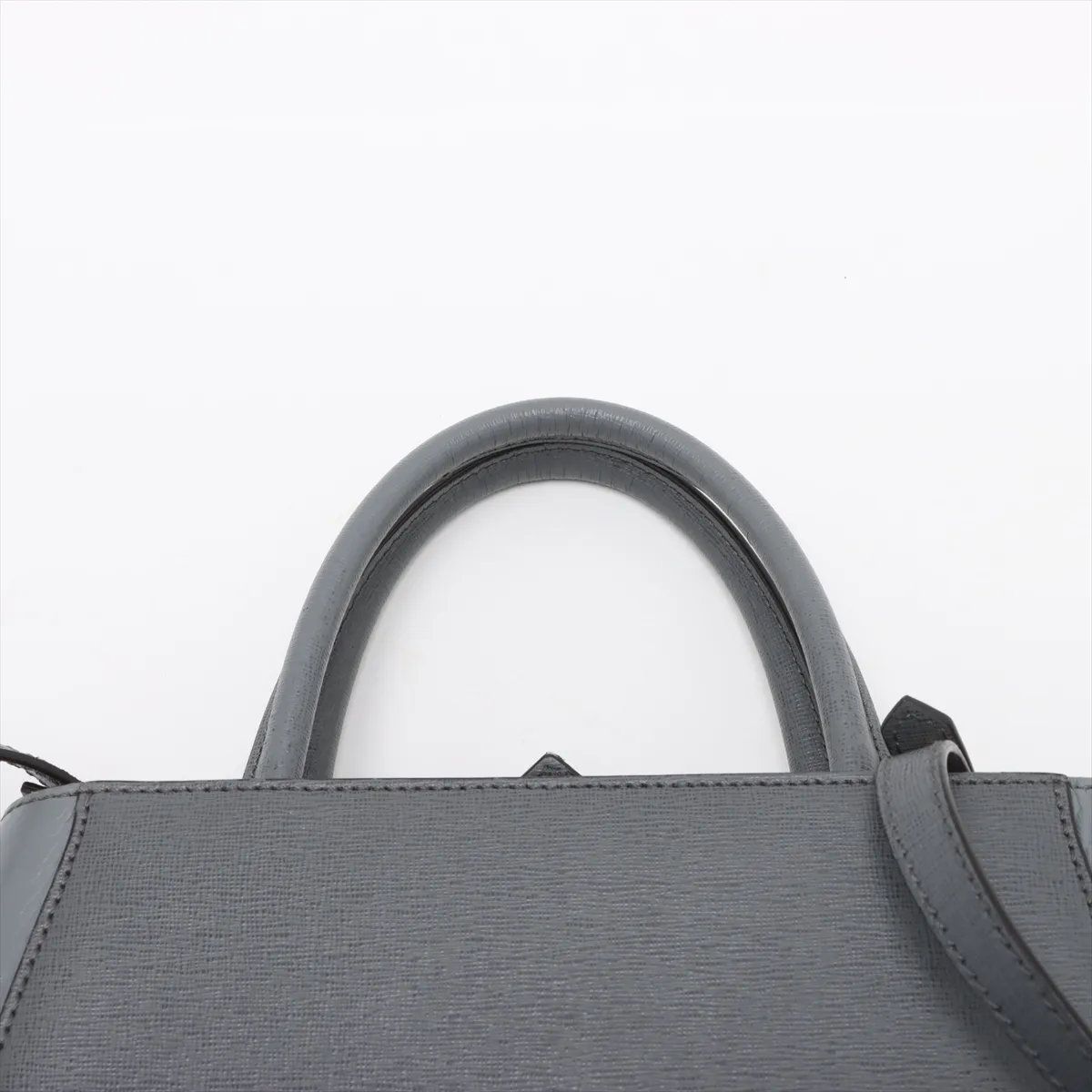 Fendi Petit Tou Jour Leather 2-Way Handbag Crossbody Shoulder — view 6