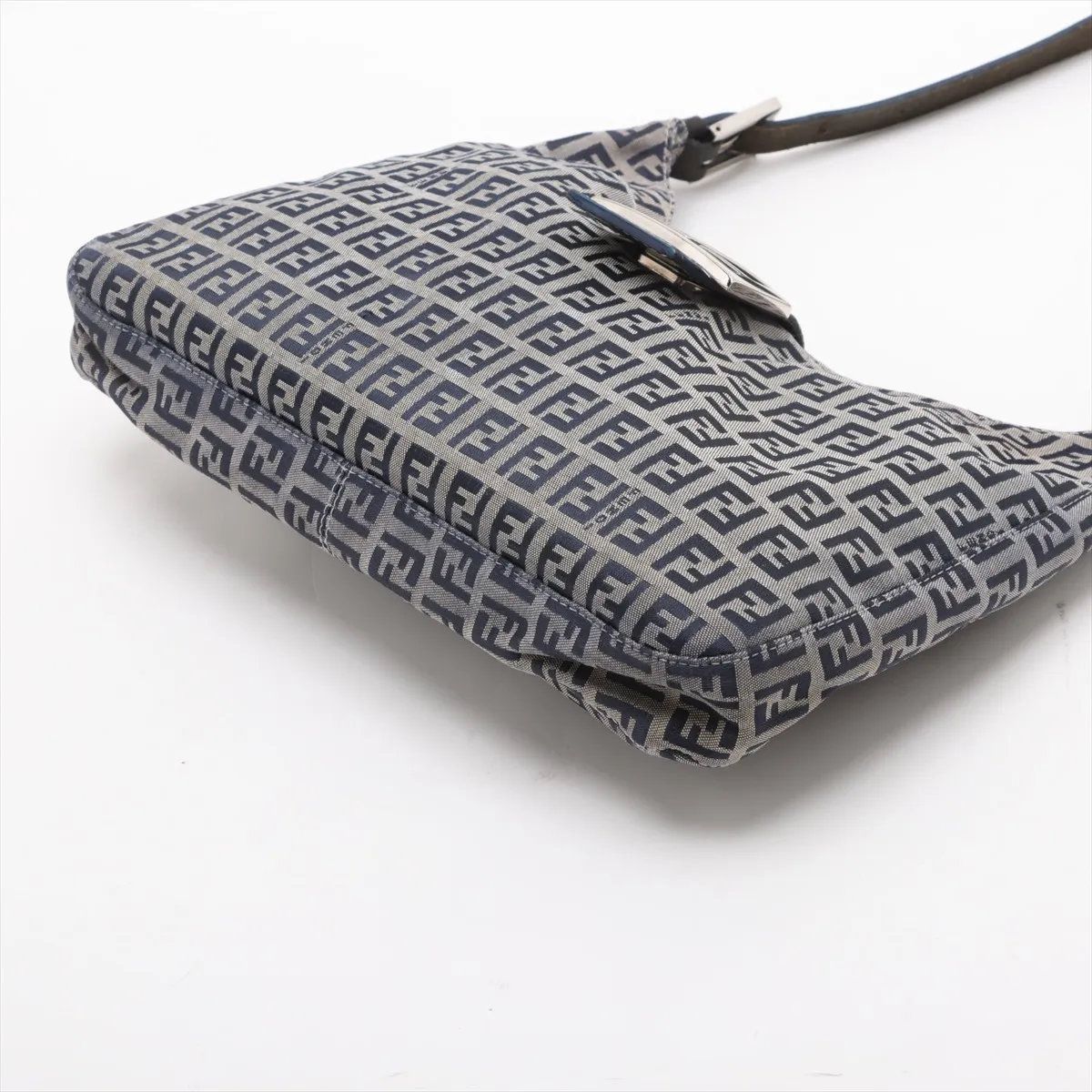 Fendi Zucchino Mamma Bucket Leather Shoulder Bag Hand Navy — view 3