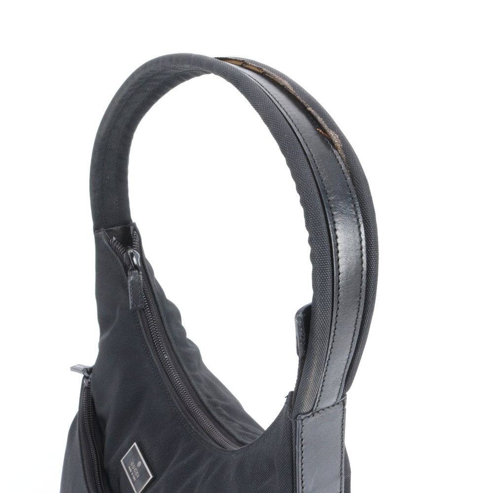 Gucci 001 Leather Shoulder Bag Black — view 2