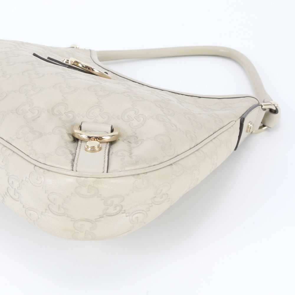 Gucci Guccissima Abbey Leather Shoulder Bag Hand — view 4