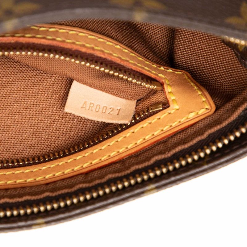 Louis Vuitton Monogram Trotteur Crossbody Shoulder Bag Brown Leather — view 7
