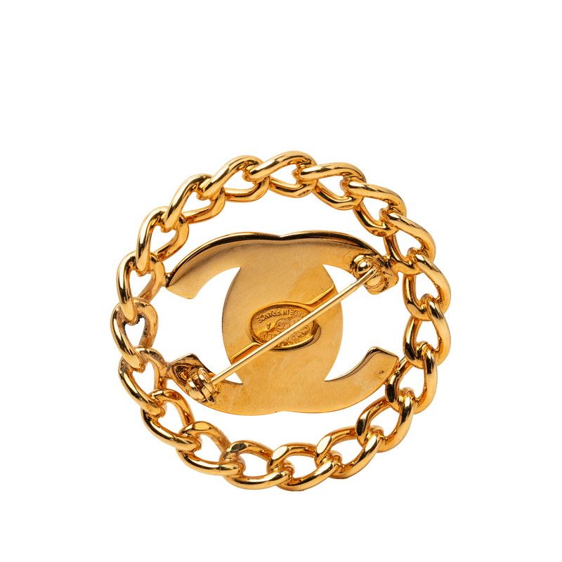 Chanel CC Logo Turnlock Chain Motif Brooch Gold Plated — view 2