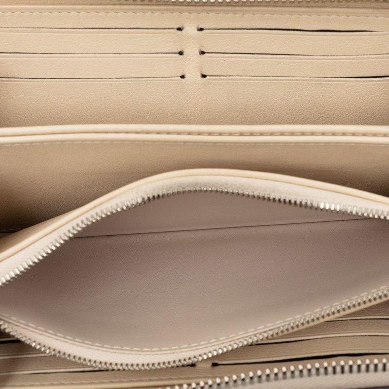 Louis Vuitton Monogram Mahina Zippy Wallet Zip Around Ivory Leather — view 4