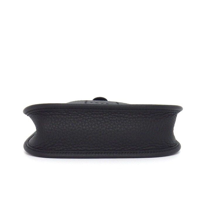 Hermes Shoulder Bag Evelyne TPM Amazone Black Taurillon Clemence Gold — view 4