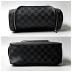 Louis Vuitton Damier Graphite Toilette Clutch — view 5