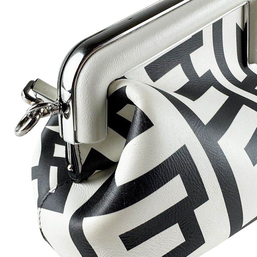 Fendi Shoulder Bag Collaboration First — view 6