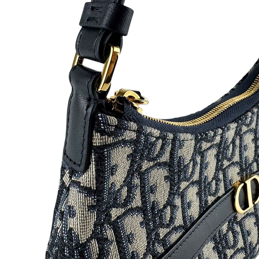 Dior Shoulder Bag 30 Montaigne Hobo — view 6