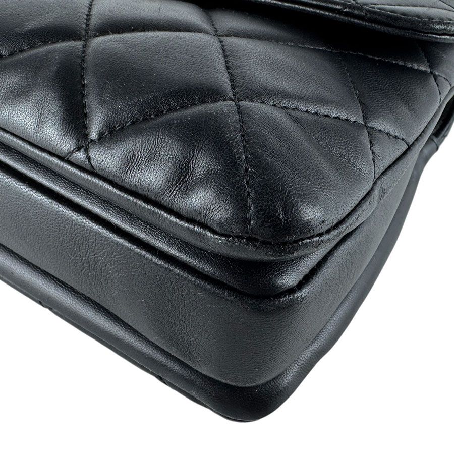 Chanel Shoulder Bag Trendy CC — view 8