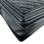 Chanel Shoulder Bag Boy Large — view 9