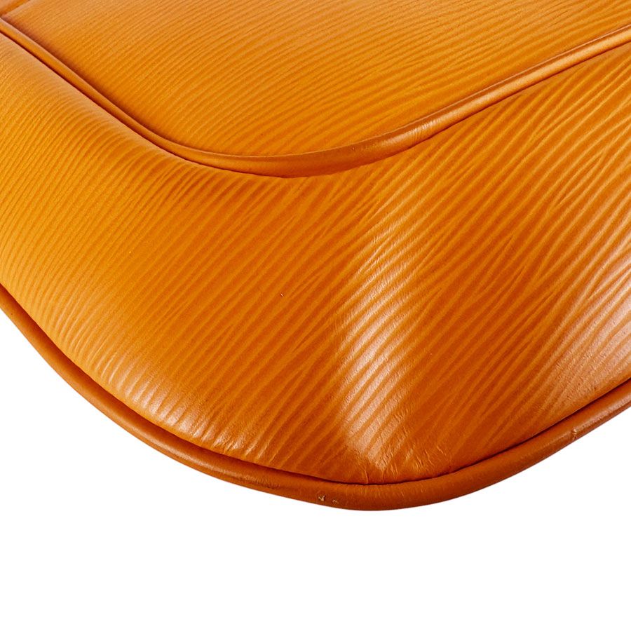 Louis Vuitton Shoulder Bag Mazzi — view 9