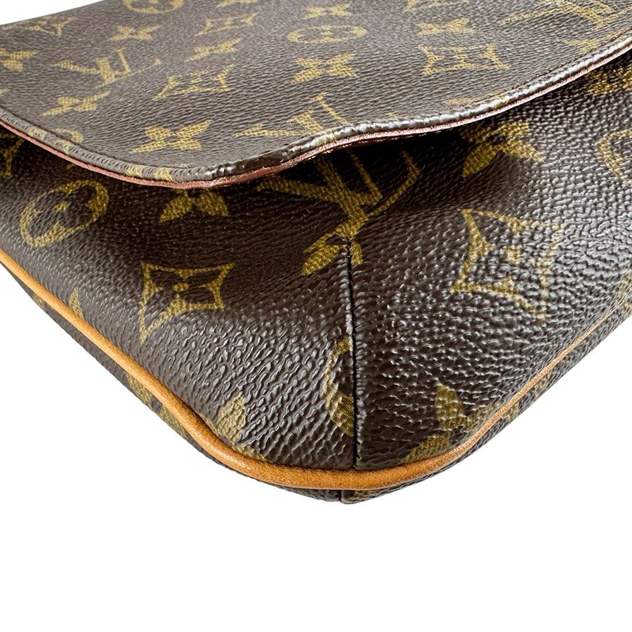 Louis Vuitton Shoulder Bag Musette Tango Short — view 9