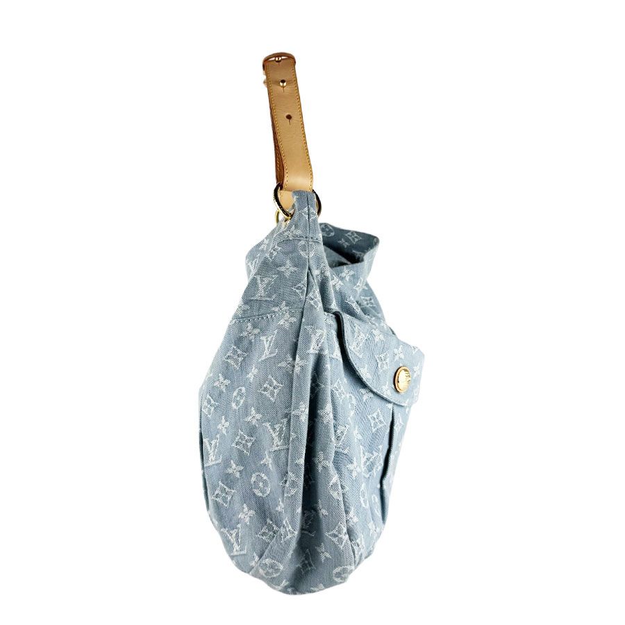 Louis Vuitton Handbag Daily GM — view 2
