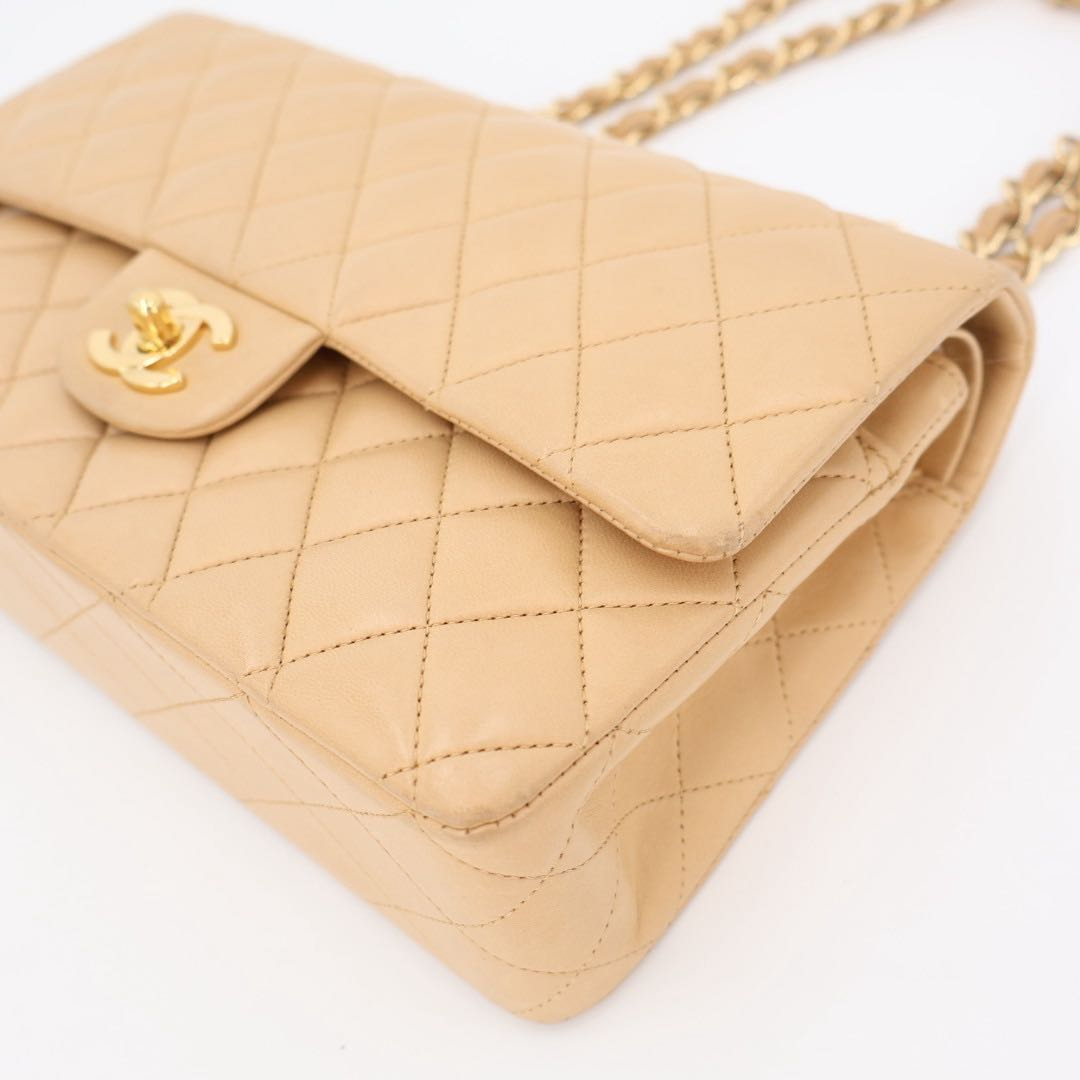 Chanel Quilted 25 Chain Shoulder Bag Double Flap Beige Lambskin — view 8