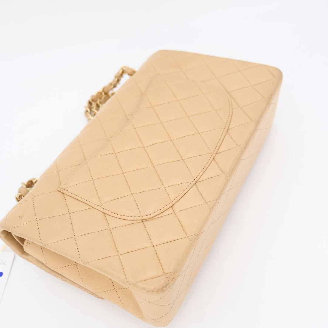 Chanel Quilted 25 Chain Shoulder Bag Double Flap Beige Lambskin — view 9