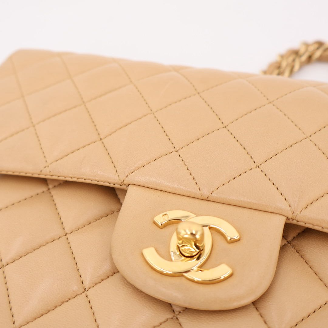 Chanel Quilted 25 Chain Shoulder Bag Double Flap Beige Lambskin — view 5