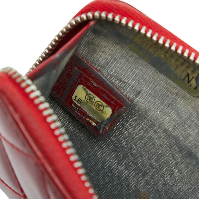 Chanel CC Logo Quilted L-shaped Zipper Coin Purse Red Patent Leather — view 9