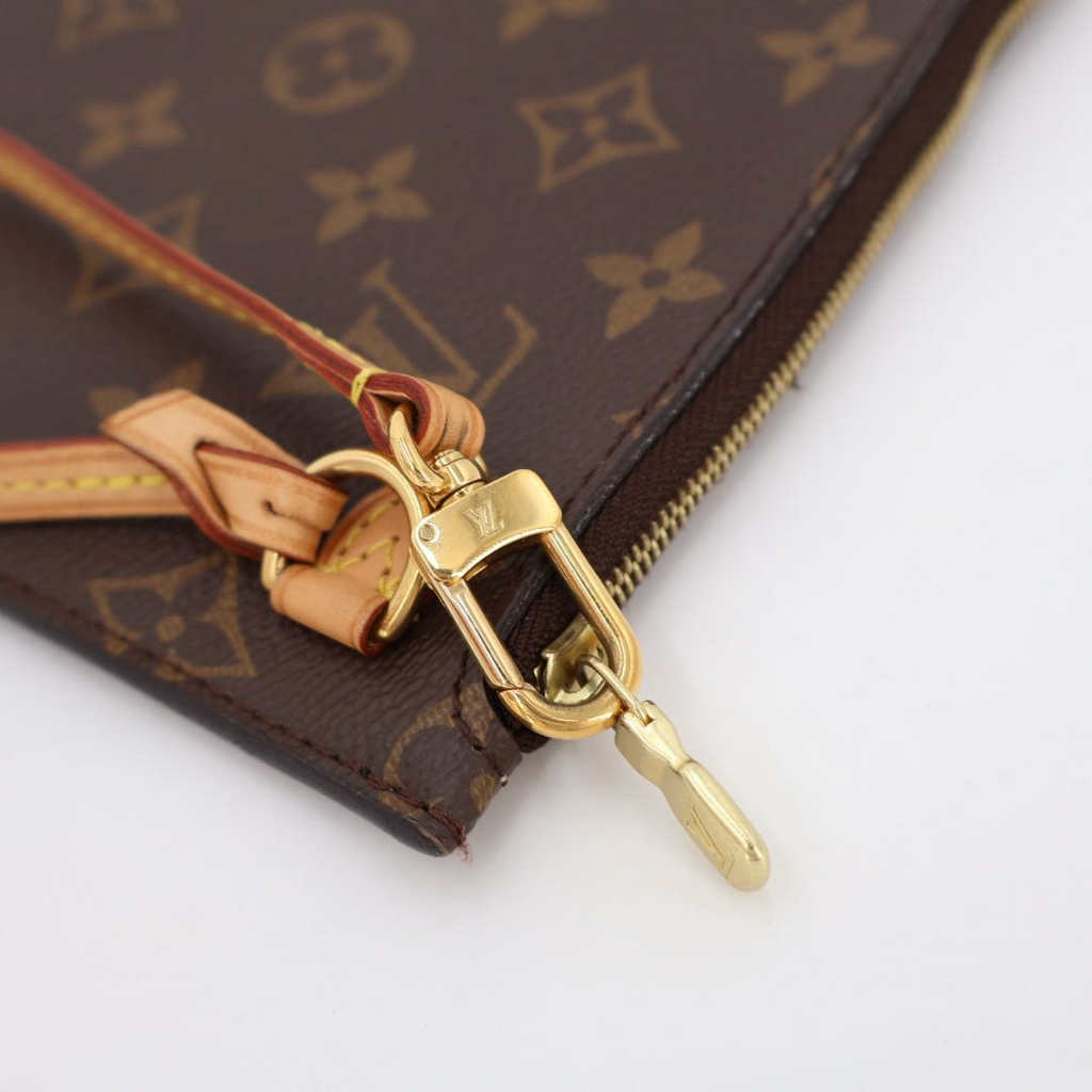 Louis Vuitton Monogram Neverfull MM Mimosa Pouch Yellow — view 2