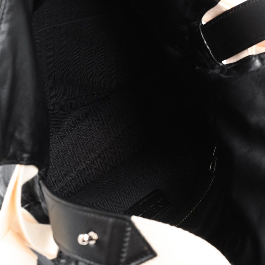 Loewe Shoulder Bag Flamenco Knot — view 4
