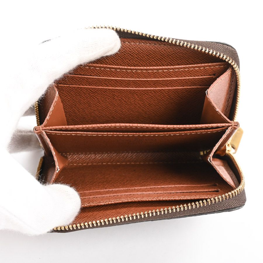 Louis Vuitton Coin Case Zippy Purse — view 4
