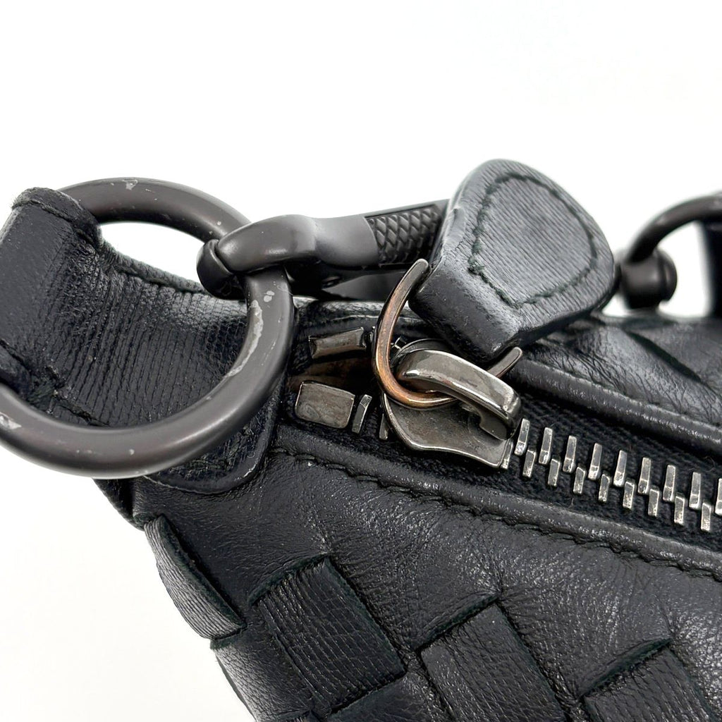 Bottega Veneta Intrecciato Handbag Leather Black — view 5