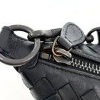 Bottega Veneta Intrecciato Handbag Leather Black — view 5