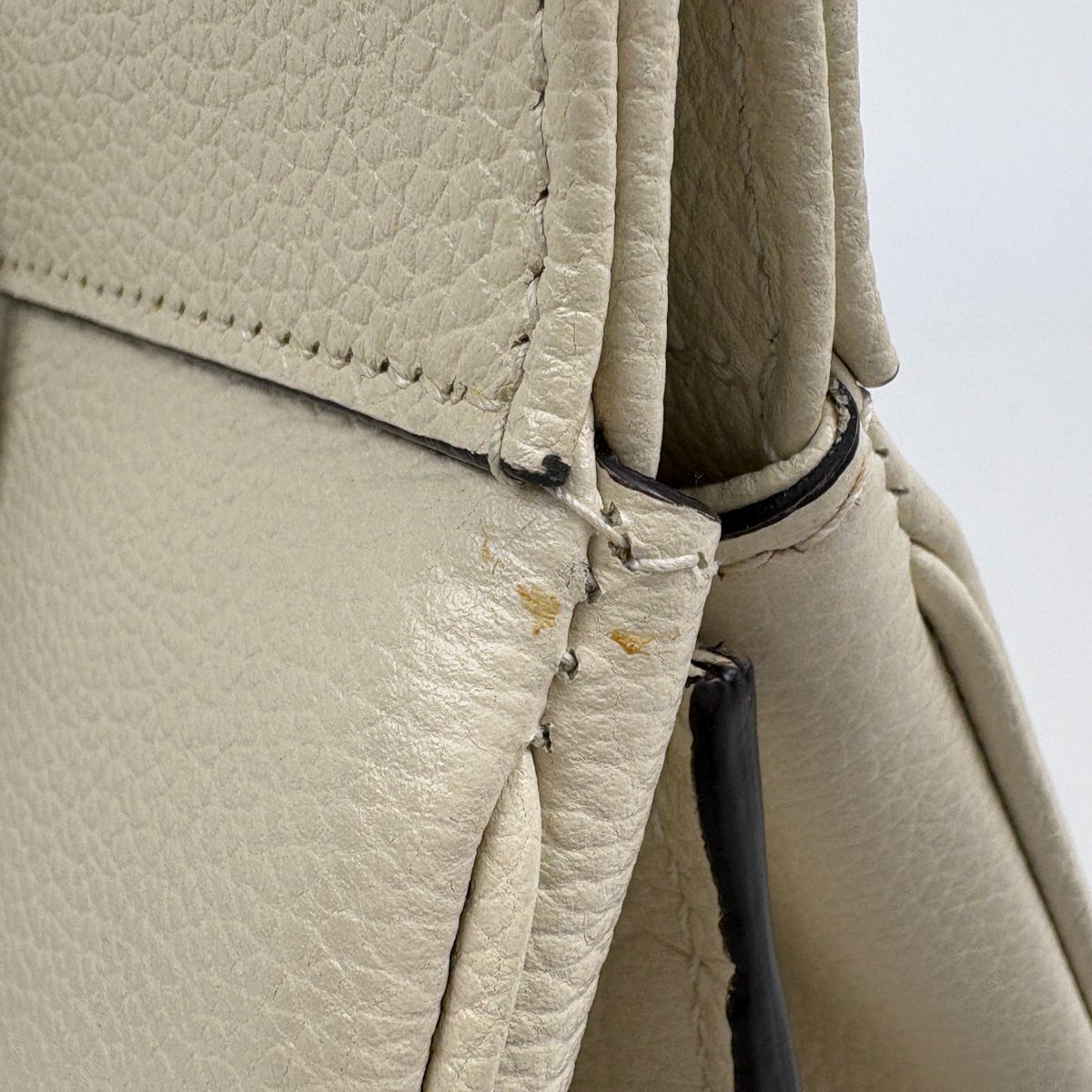 Gucci Zumi Small Handbag 2-Way Leather Ivory — view 6