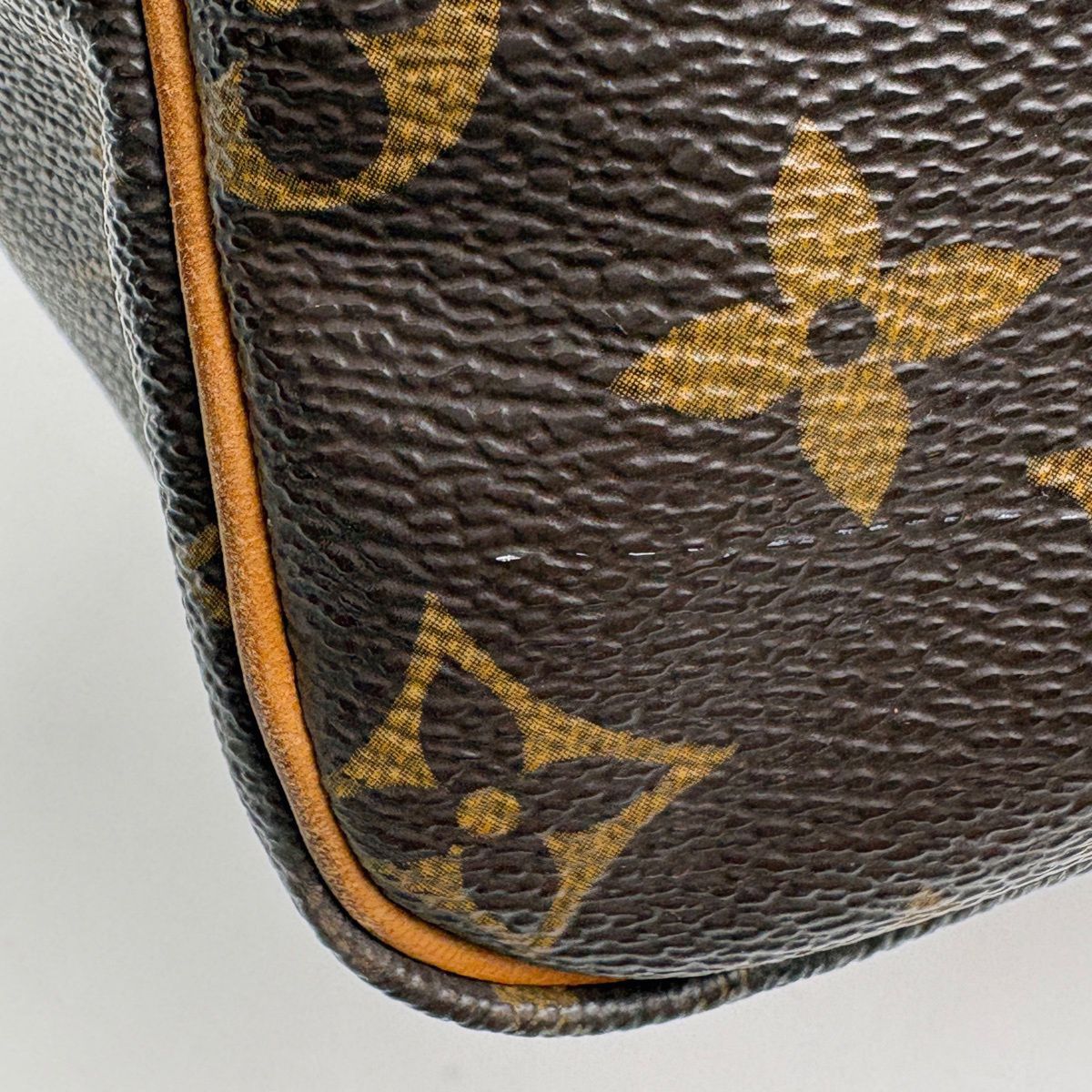 Louis Vuitton Speedy 30 Boston Bag Monogram Brown — view 4