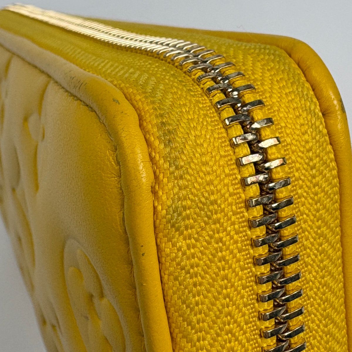 Louis Vuitton Zippy Wallet Coussin Monogram Embossed Leather Ginkgo Yellow — view 5