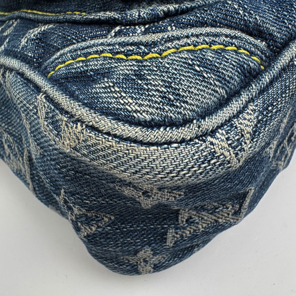 Louis Vuitton Camera Bag Pochette Monogram Denim Blue — view 3