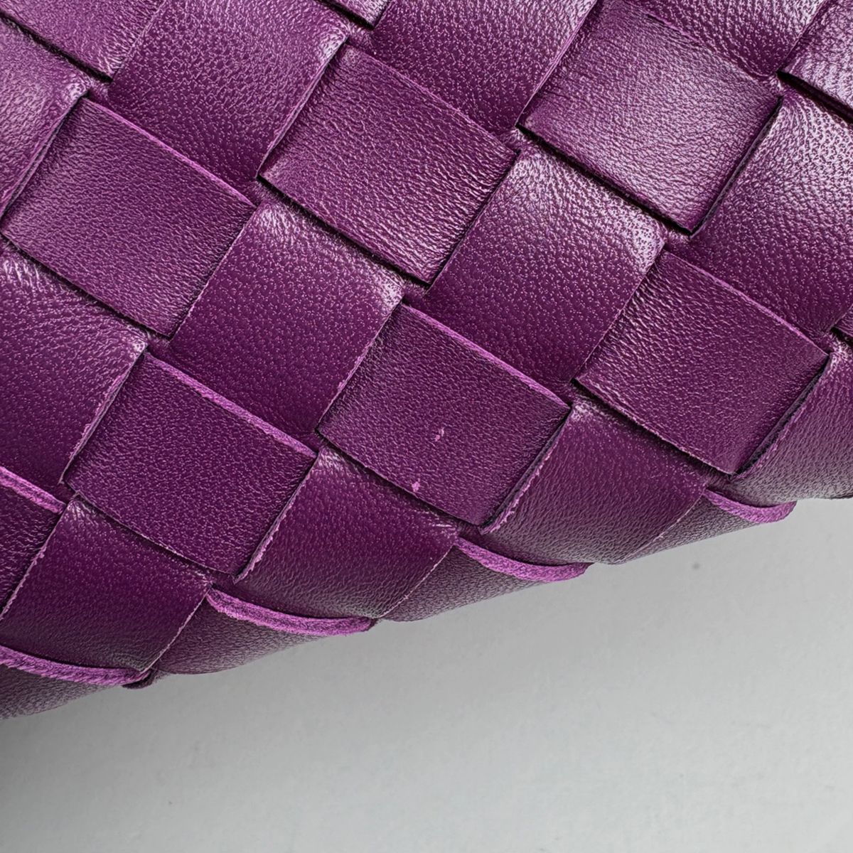Bottega Veneta Campana Intrecciato Tote Leather Purple — view 5