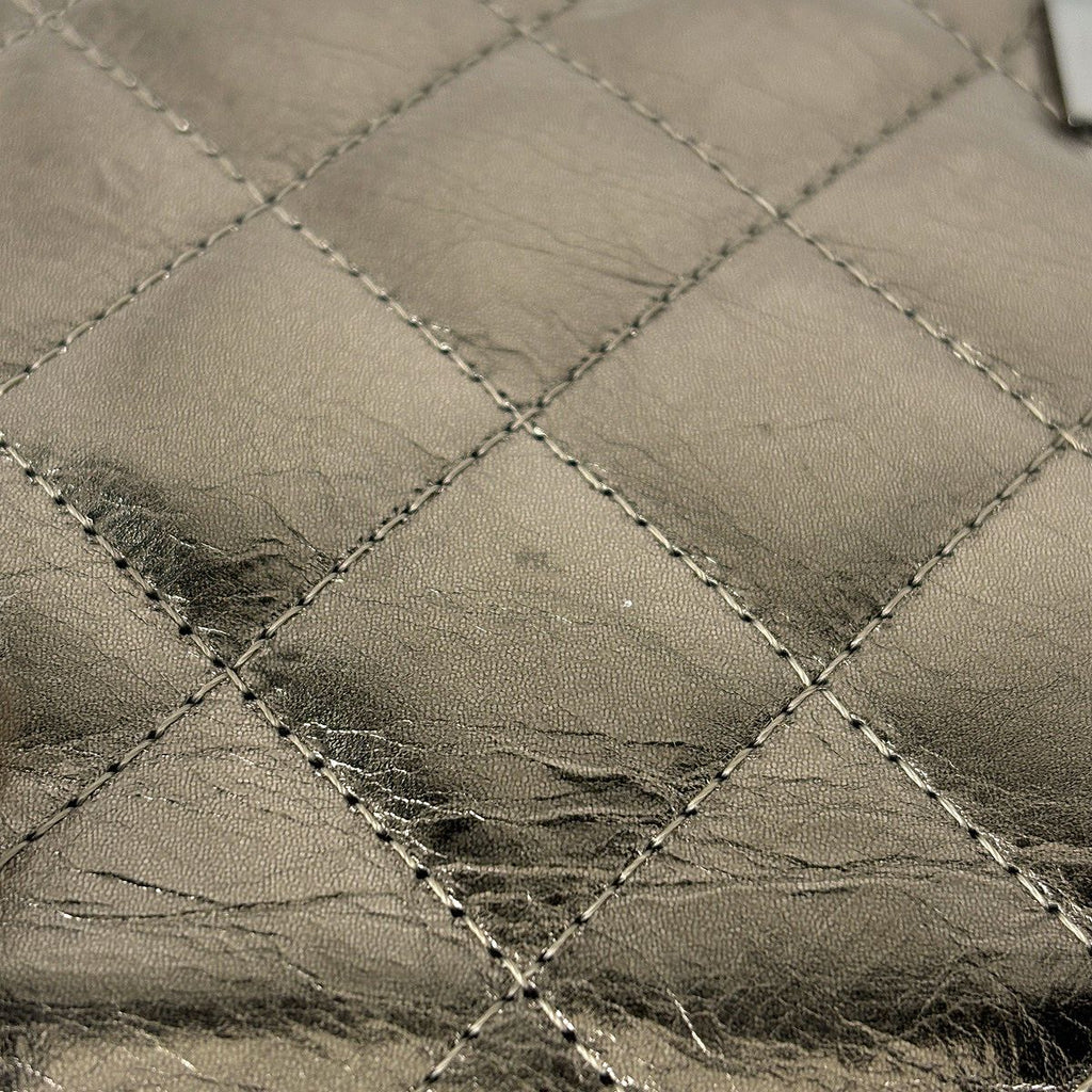 Chanel Bifold Wallet Quilted Leather Gold — view 4