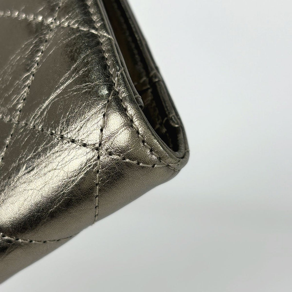 Chanel Bifold Wallet Quilted Leather Gold — view 3