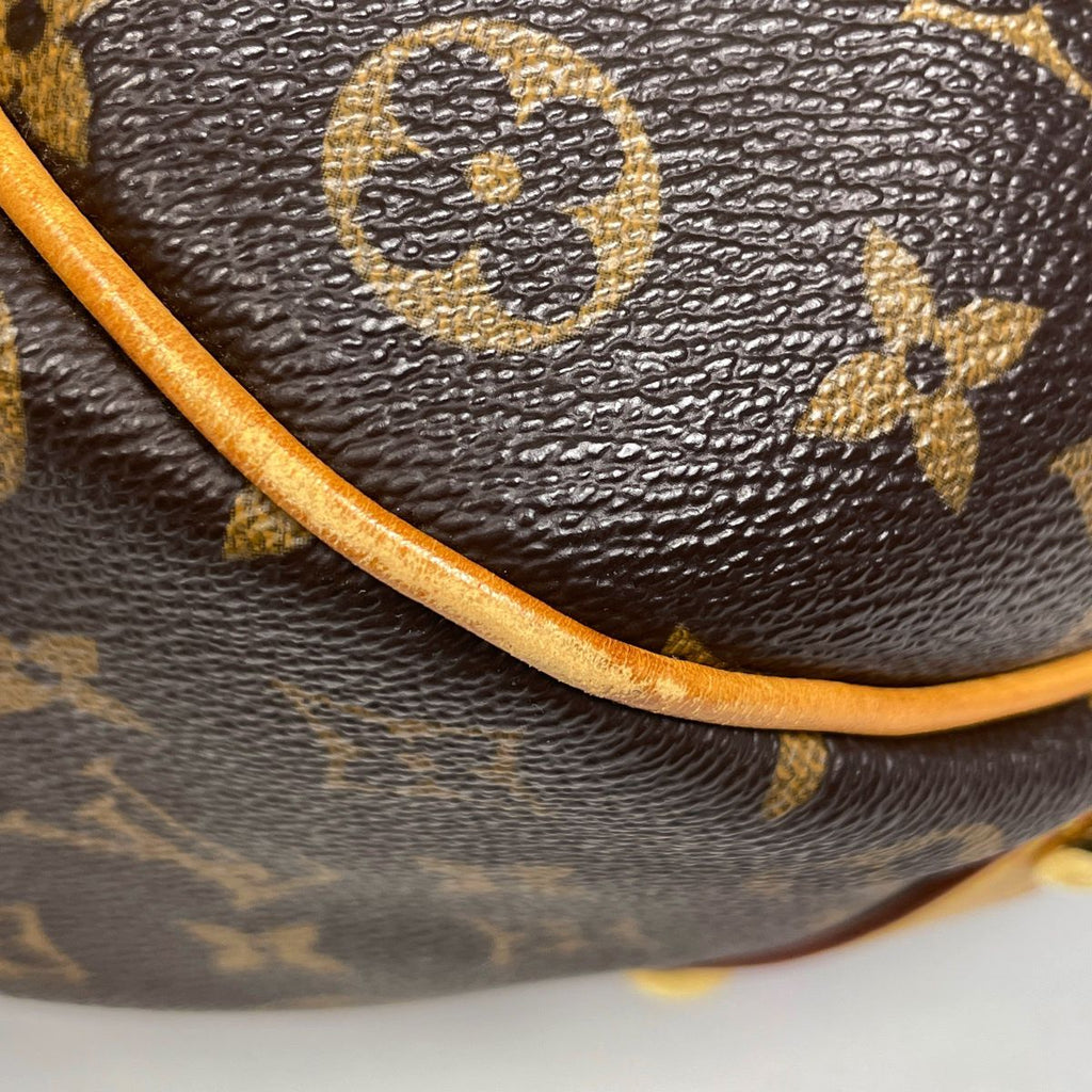 Louis Vuitton Galleria PM Shoulder Bag Monogram Brown — view 3