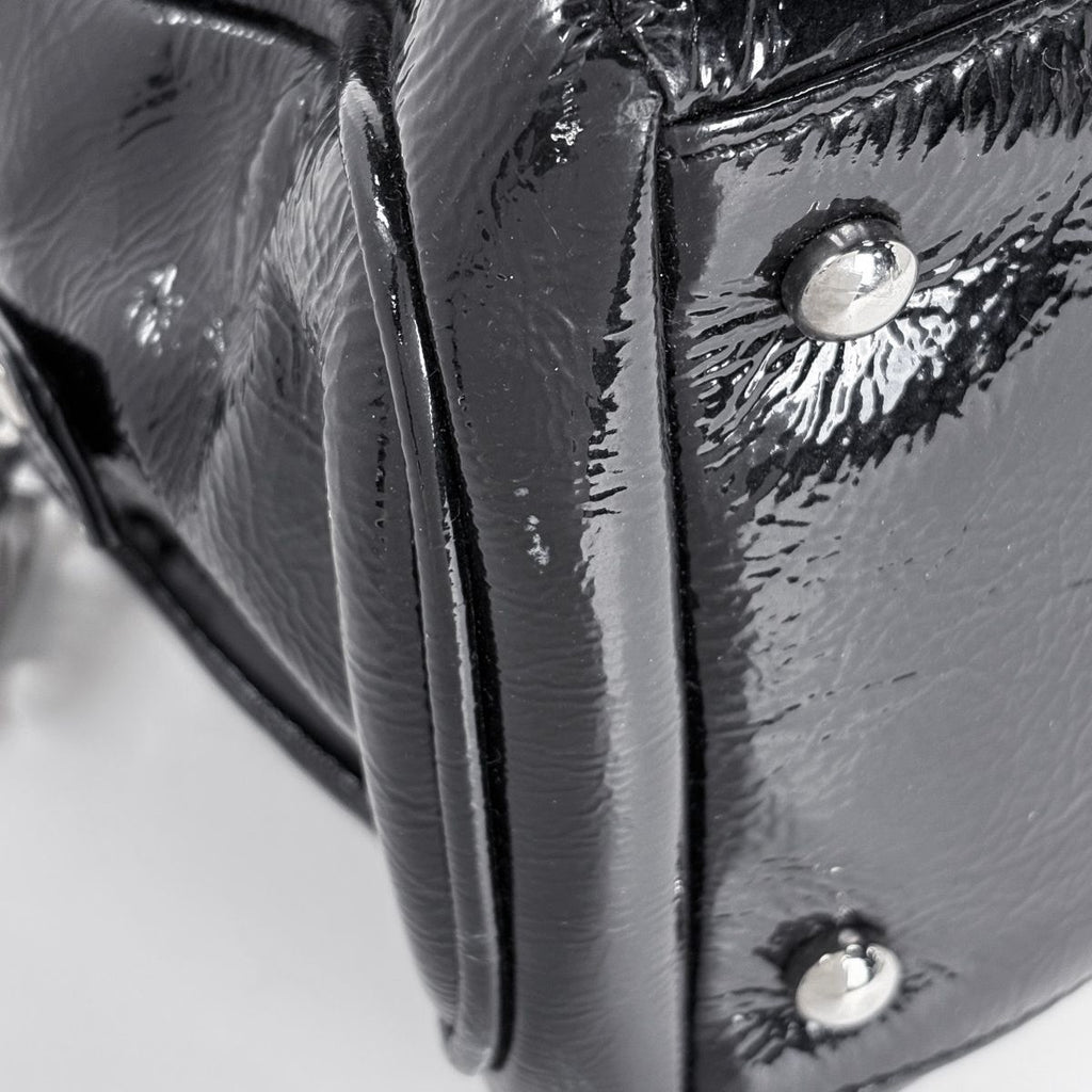 Chanel CC Logo Chain Shoulder Bag Enamel Patent Leather Black — view 4