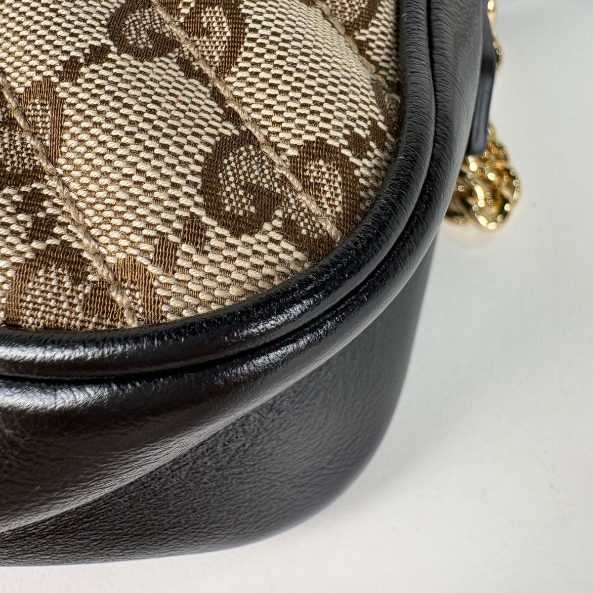 Gucci GG Marmont Chain Shoulder Bag Canvas Beige Black — view 3